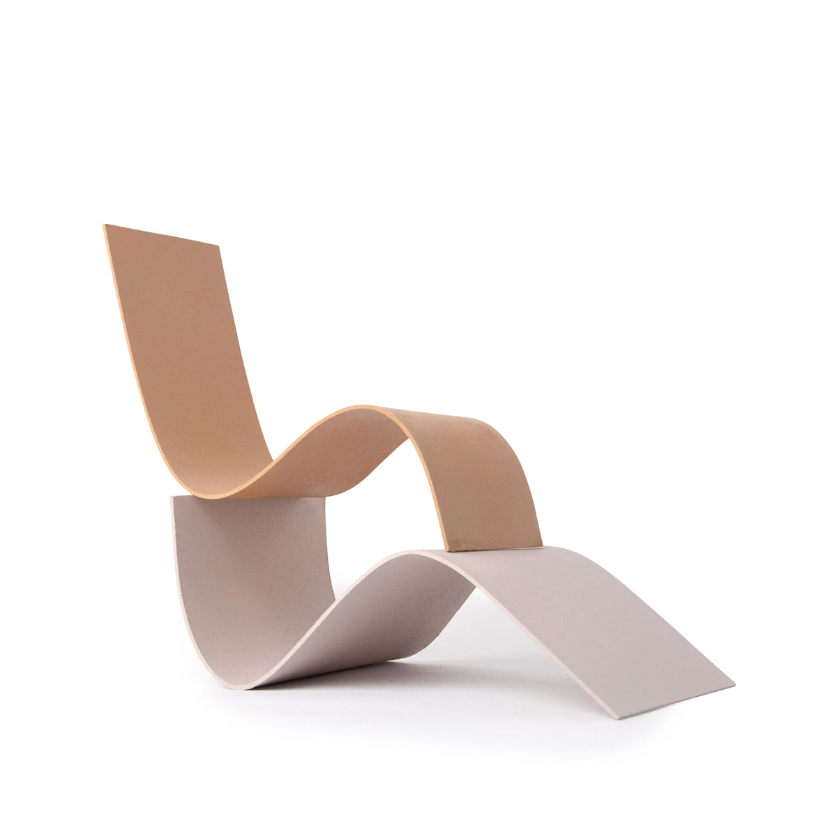 curvy photography prop with a wavy design 