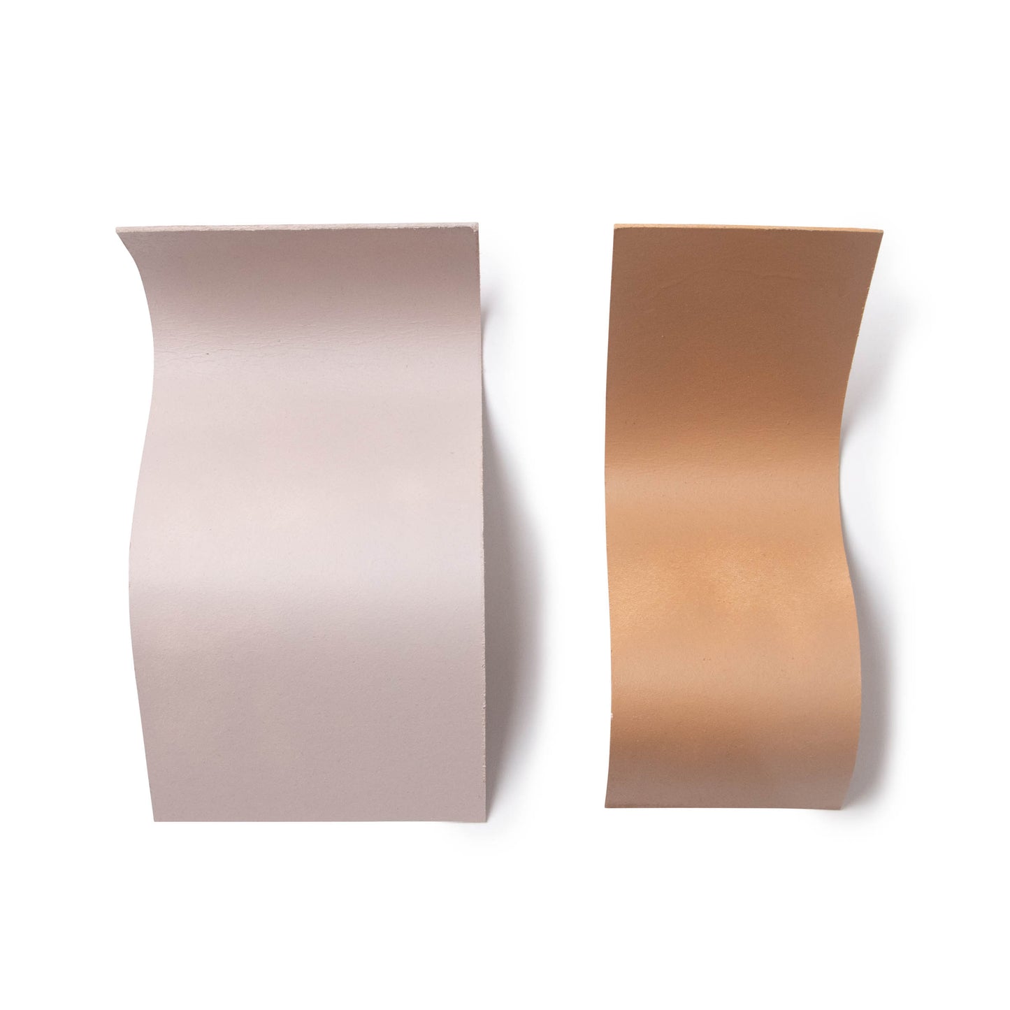 curvy photography prop with a wavy design 