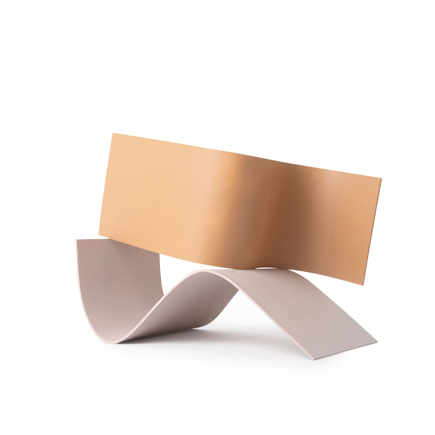 curvy photography prop with a wavy design 